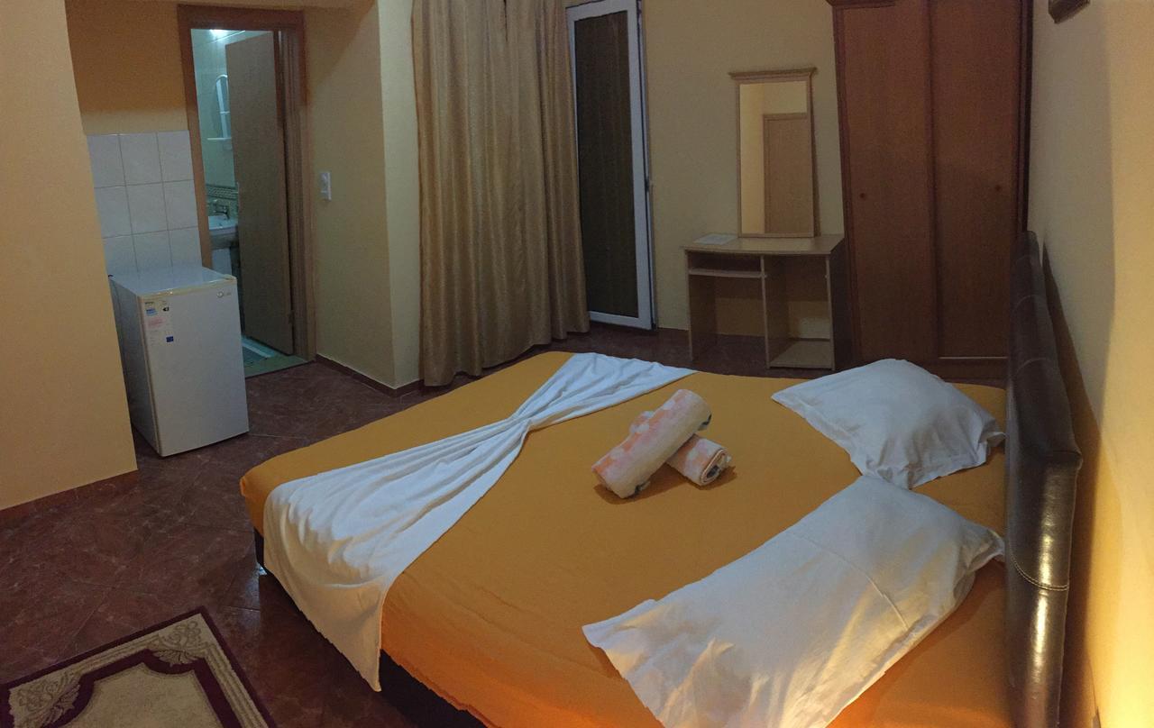 Casa Hena Hotel Ulcinj Exterior foto