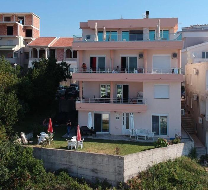 Casa Hena Hotel Ulcinj Exterior foto