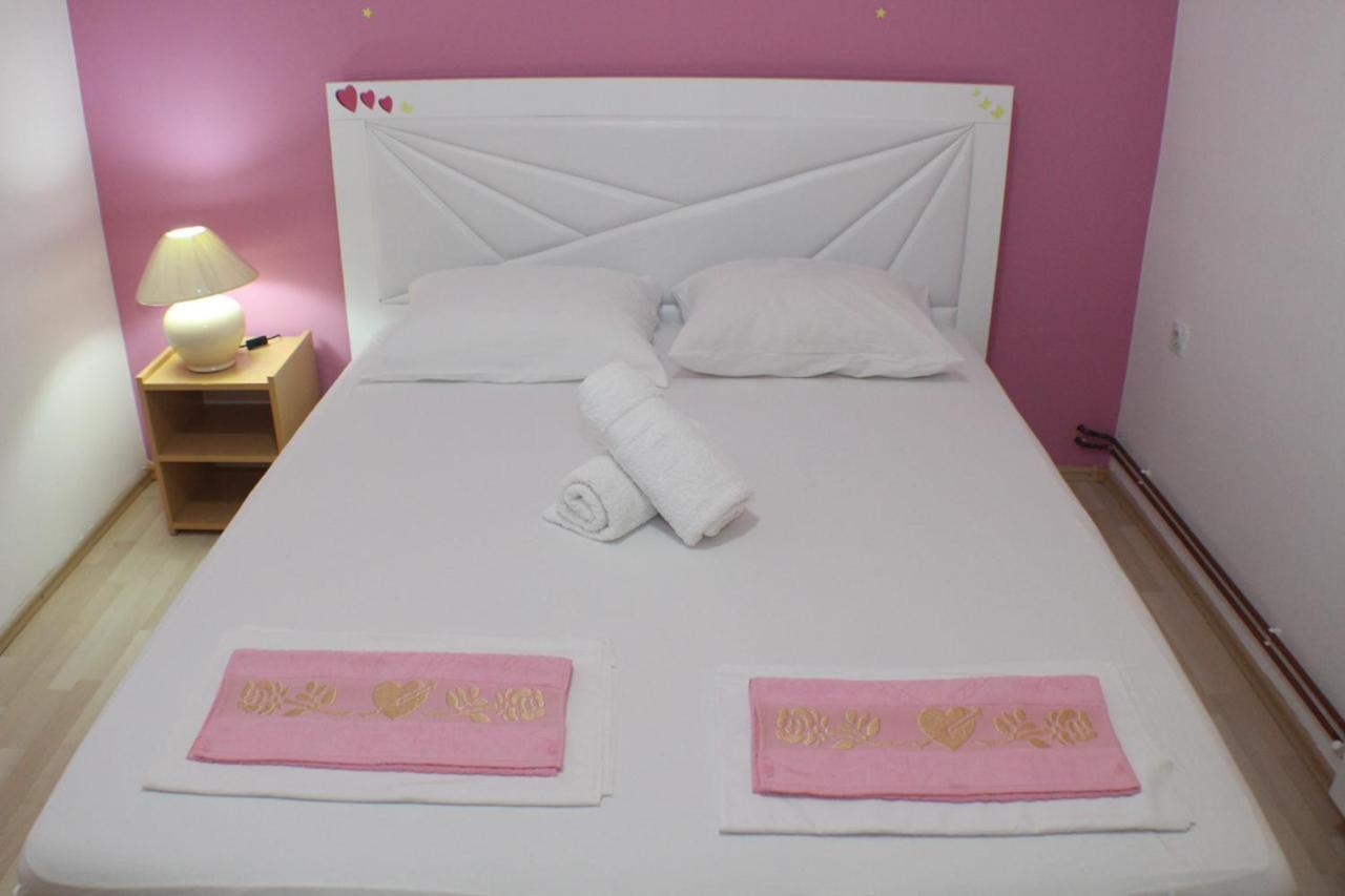 Casa Hena Hotel Ulcinj Exterior foto